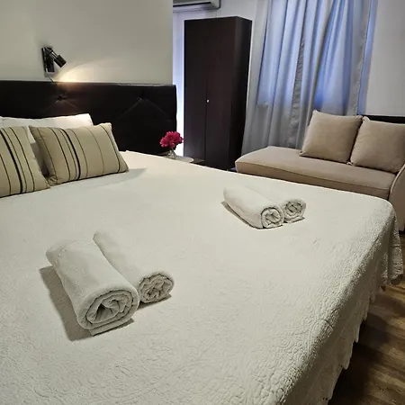 Hotel Ruza 3*